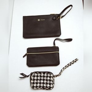 Assortment Women's Bags Wristlets Bundle Of 3 Casual